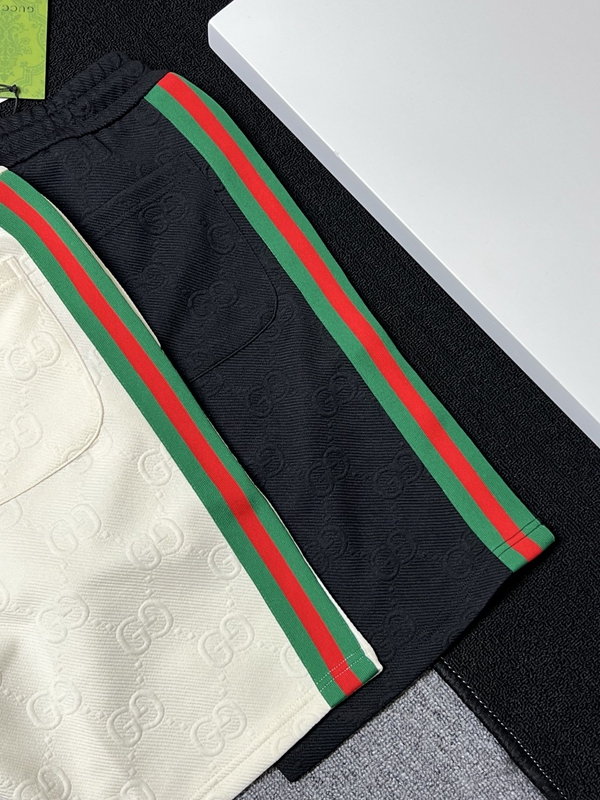 ブランドハーフパンツ角部分ディテール